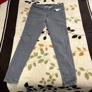 levi’s grey skinny jeans !